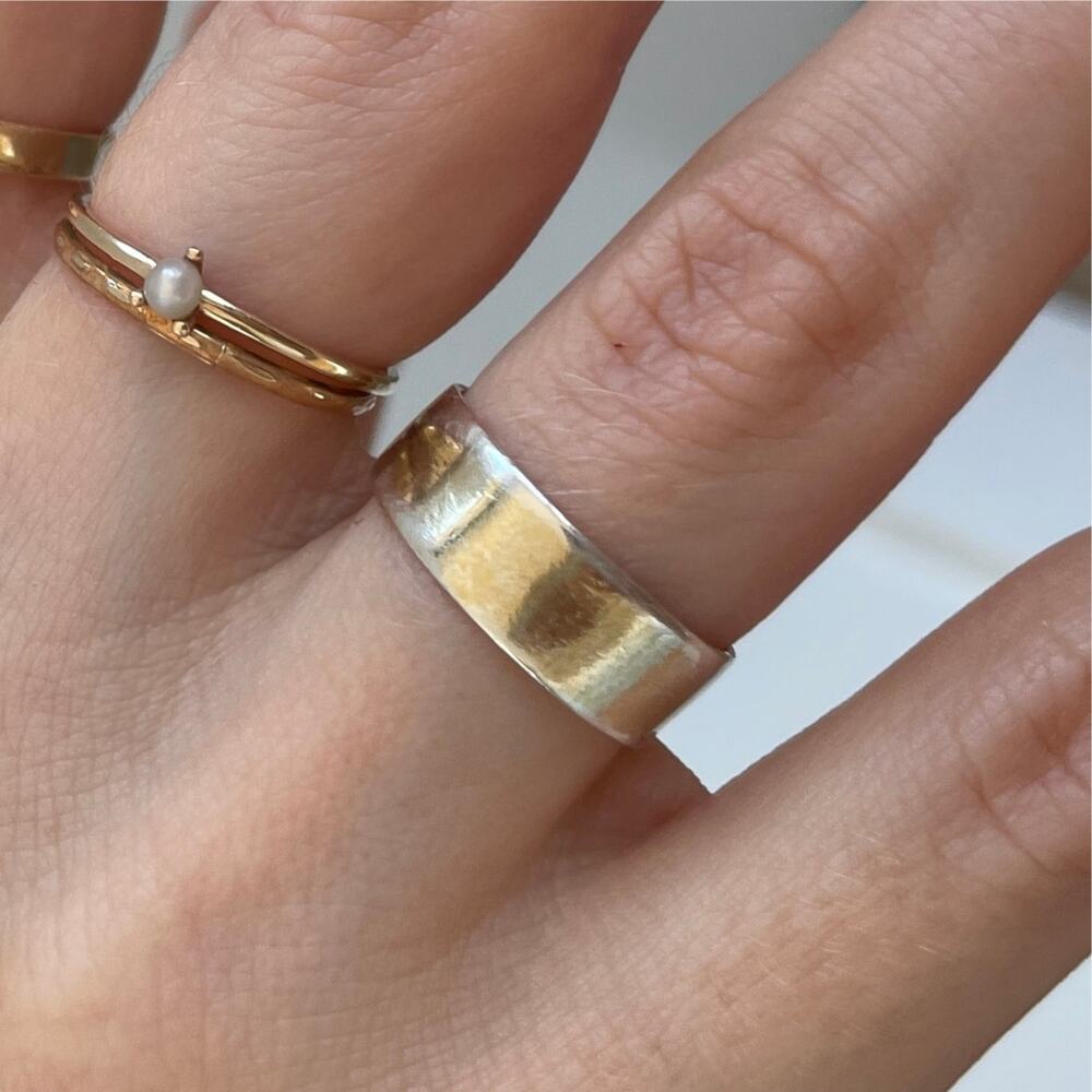 Mejuri daily stacker - Gem